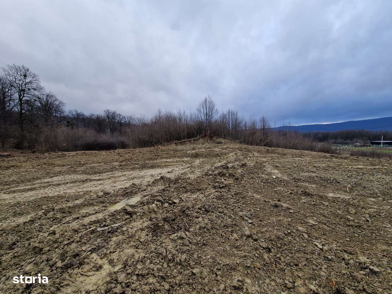 Teren intravilan de la 748mp la 3024mp, Barnova-3