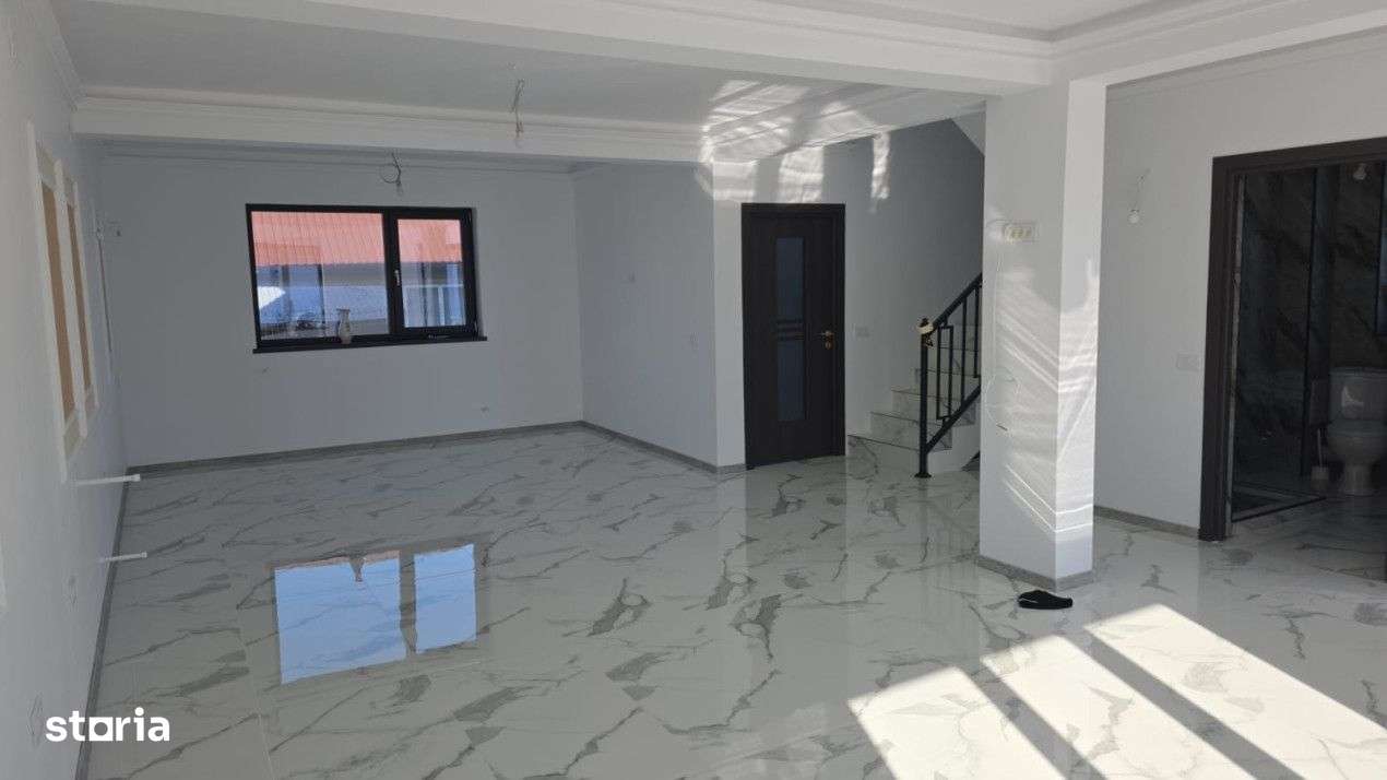 CASA 4 CAMERE |  OVIDIU |  164 MPC - Imagine principală: 2/14