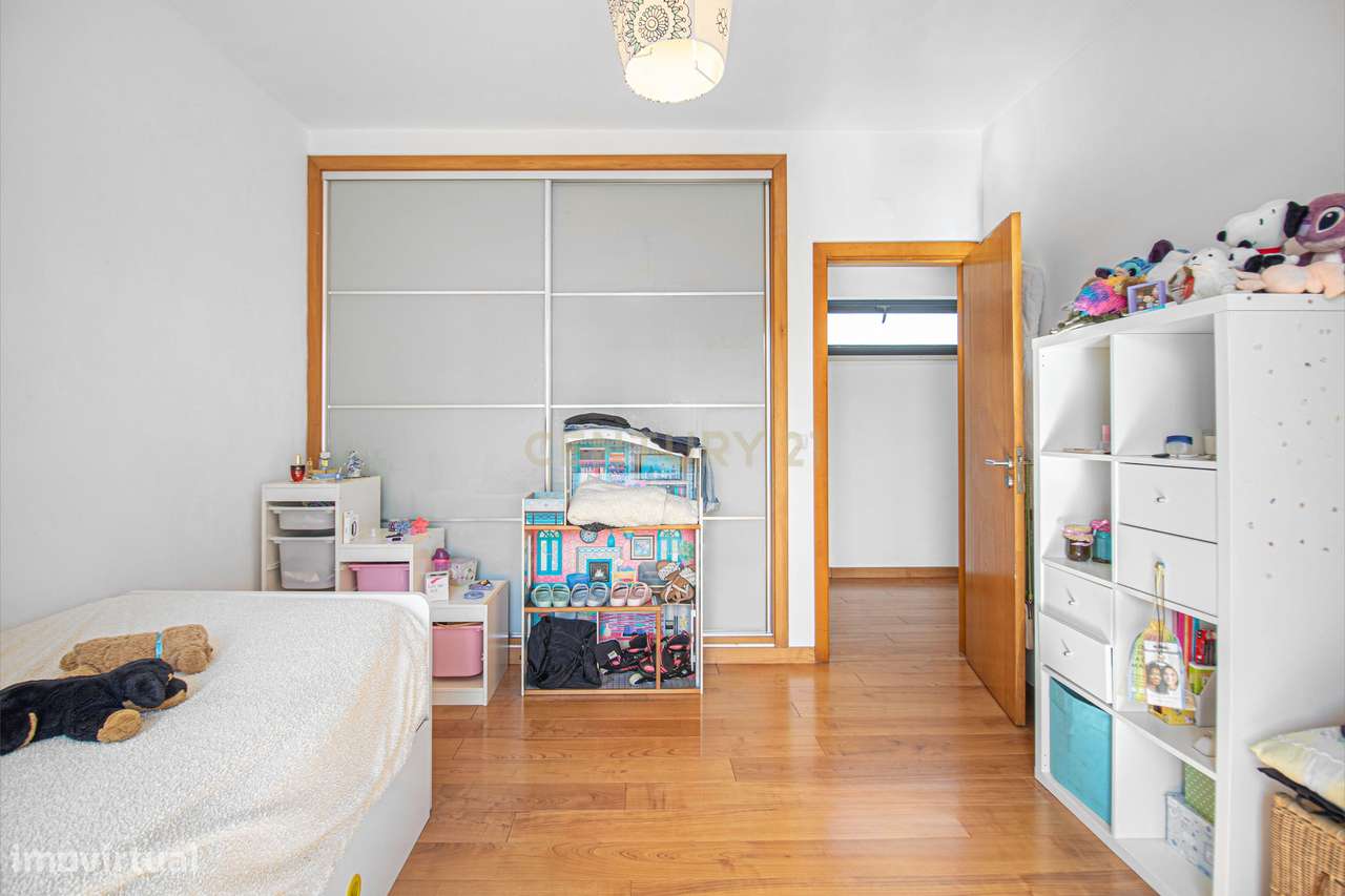 Moradia Isolada T4 291m2 em Lote de 1050 m2 em Mucifal, Colares, Sintr-44