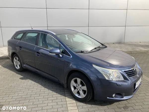 Toyota Avensis Combi 1.6 Edition - 5