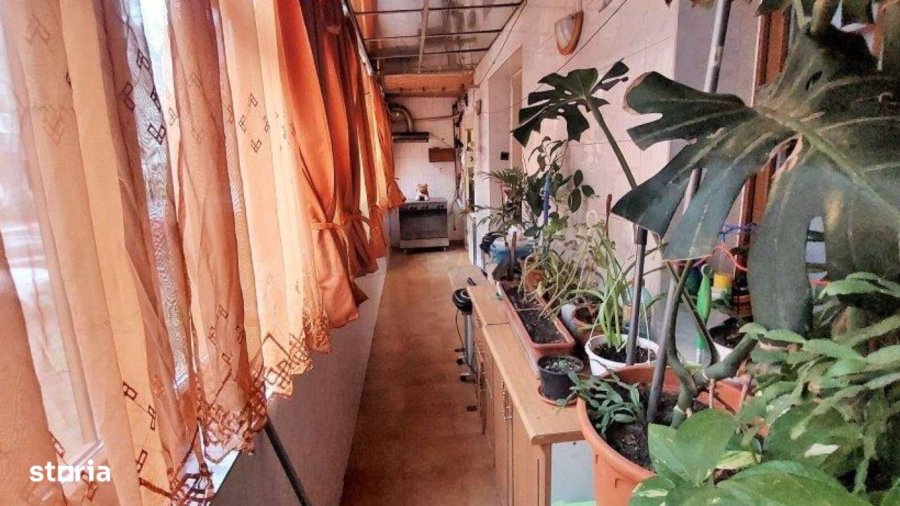 4 Camere Crangasi - Parter cu balcon 10 mp