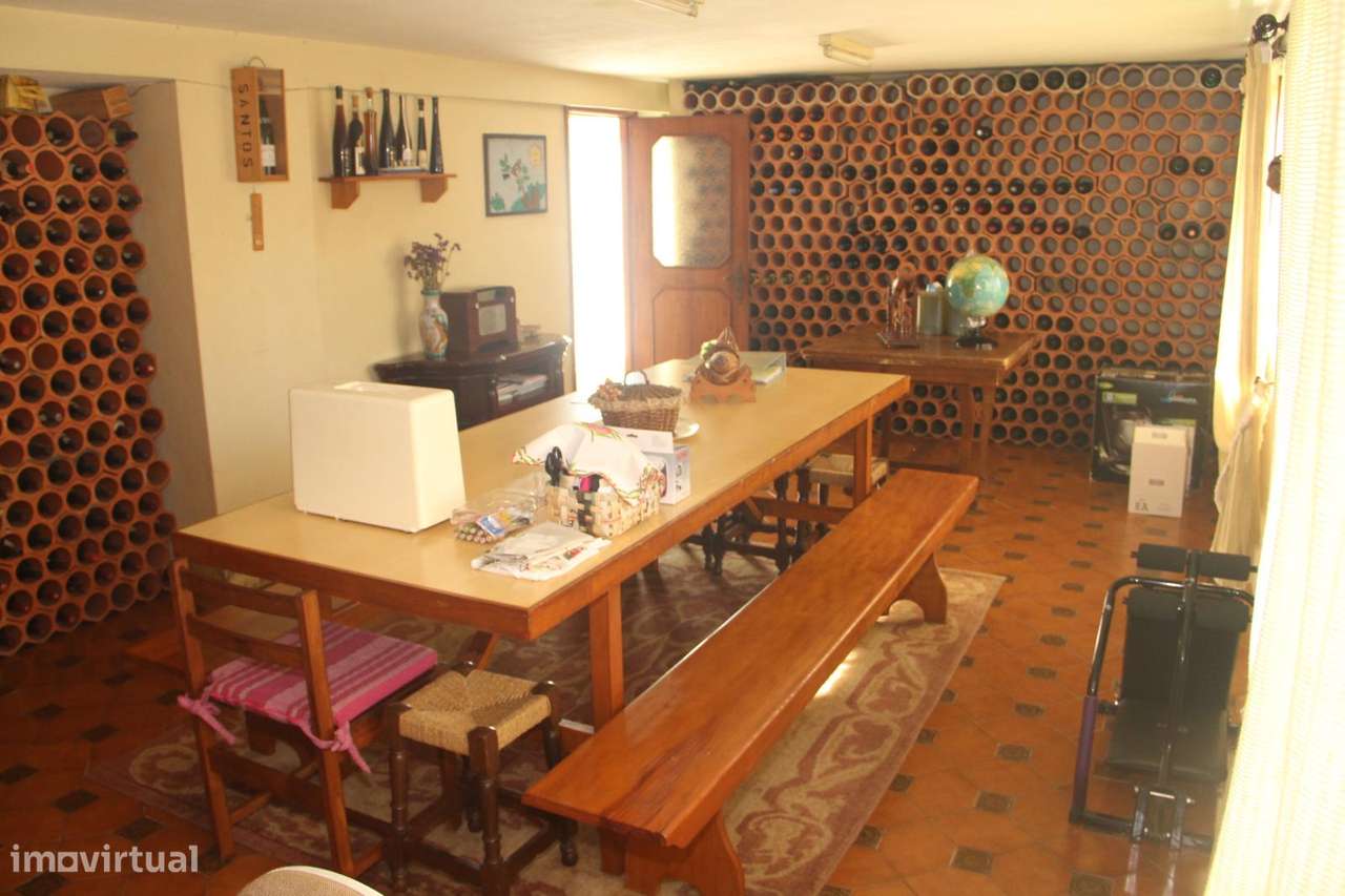 Moradia 4 Frentes lote com 980m2-30