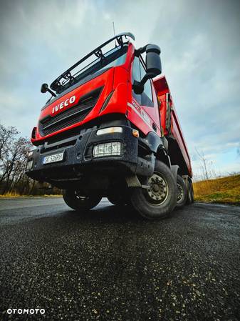 Iveco AD 410T (TRAKKER) - 3