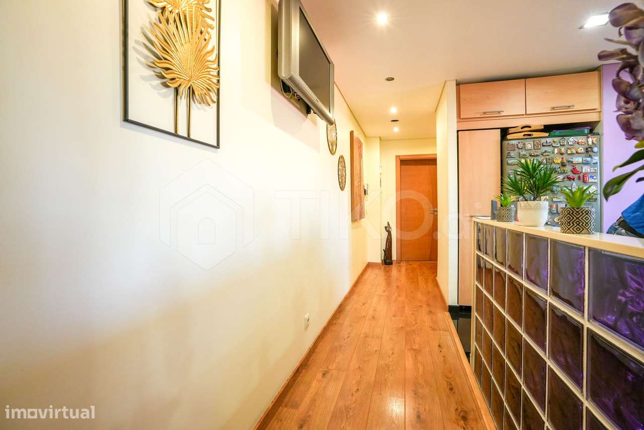 MORADIA T3 COM PISCINA, CONSTRUÇÃO ANTISSÍSMICA, ISOLAMENTO PREMIUM E-37