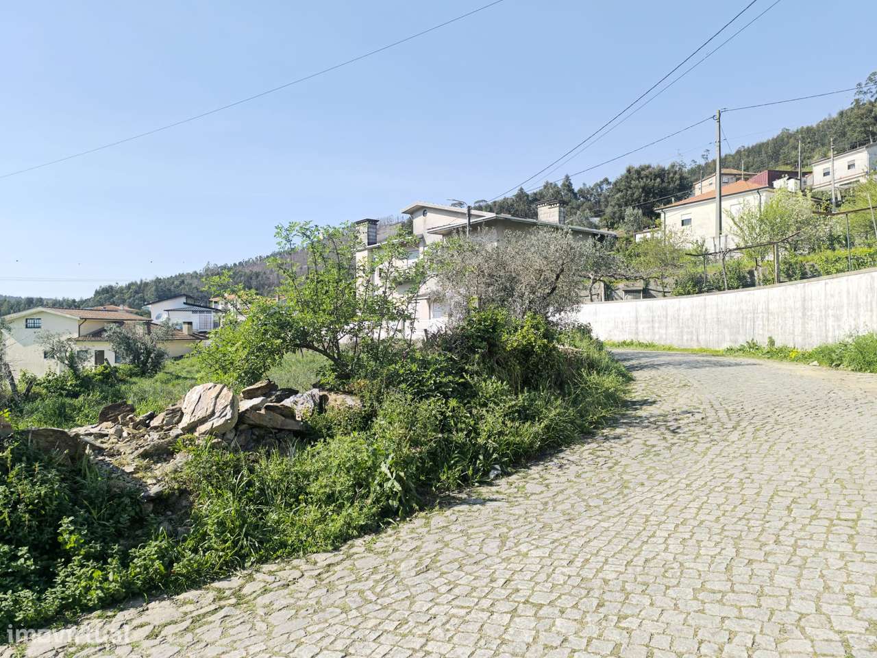 Casa térrea com terreno 925 m2 em Aguiar de Sousa-16