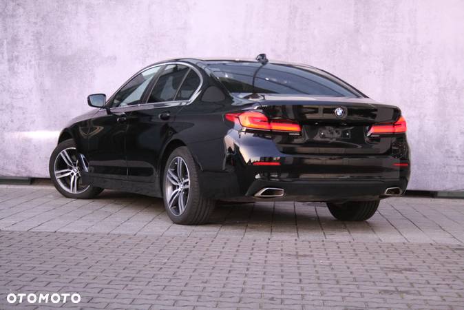 BMW Seria 5 518d - 5
