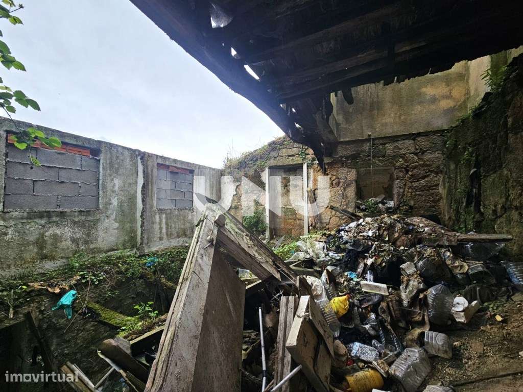 Moradia T6 - Zona Histórica de Viseu-15