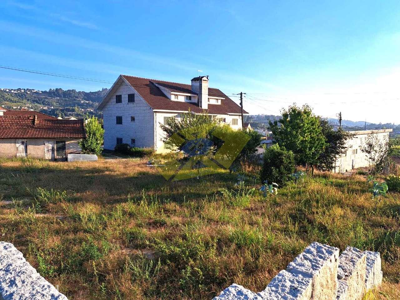 Terreno em Airães para construção - Grande imagem: 2/11