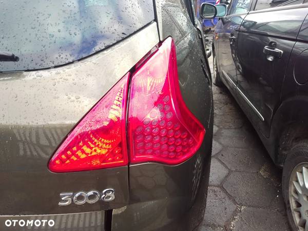 Lampa tylna prawa w błotnik PEUGEOT 3008 EU - 1