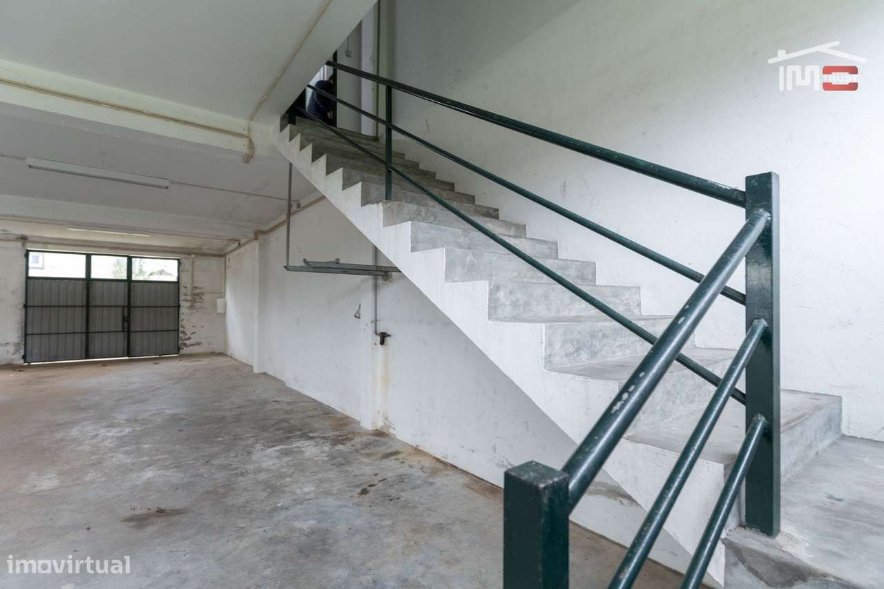 PAVILHÃO PARA ACTIVIDADE INDUSTRIAL CAVE E RES DO CHÃO EM CASAL DOS... - Grande imagem: 5/24