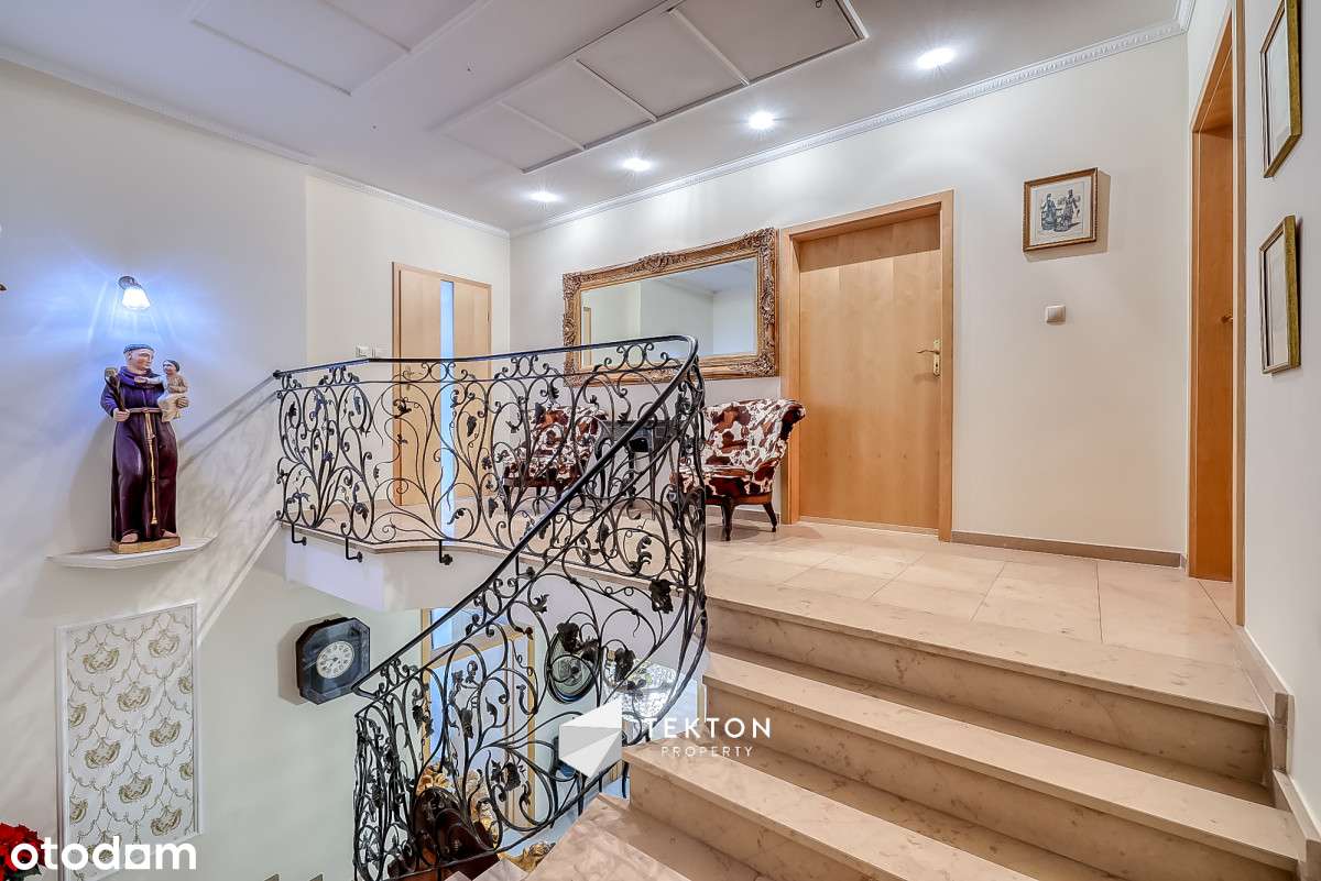 Piękny rozkładowy dom obok stacji Wkd Opacz-13