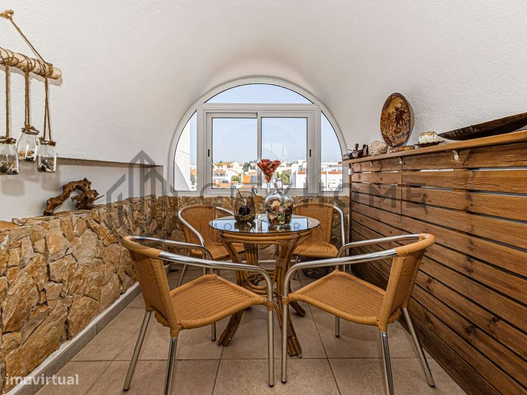 Apartamento T2+2 - Renovado no centro de Albufeira-29