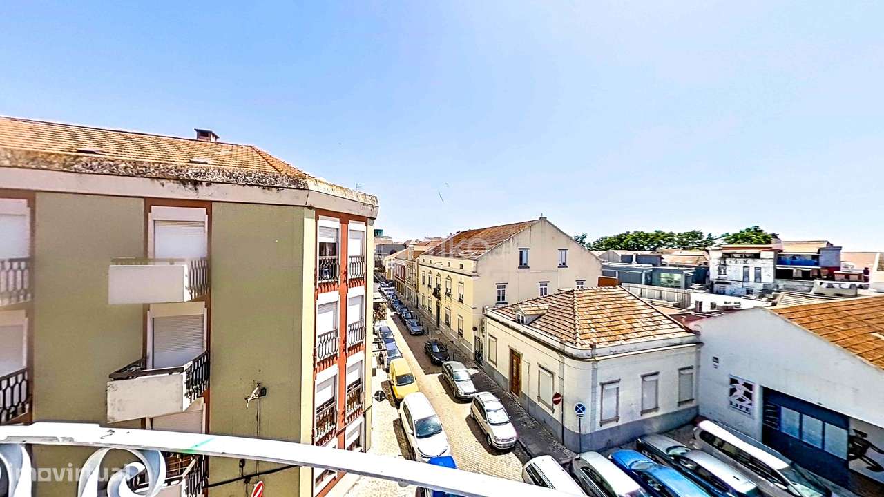 APARTAMENTO T3 REMODELADO | CENTRO DE VILA FRANCA DE XIRA-36