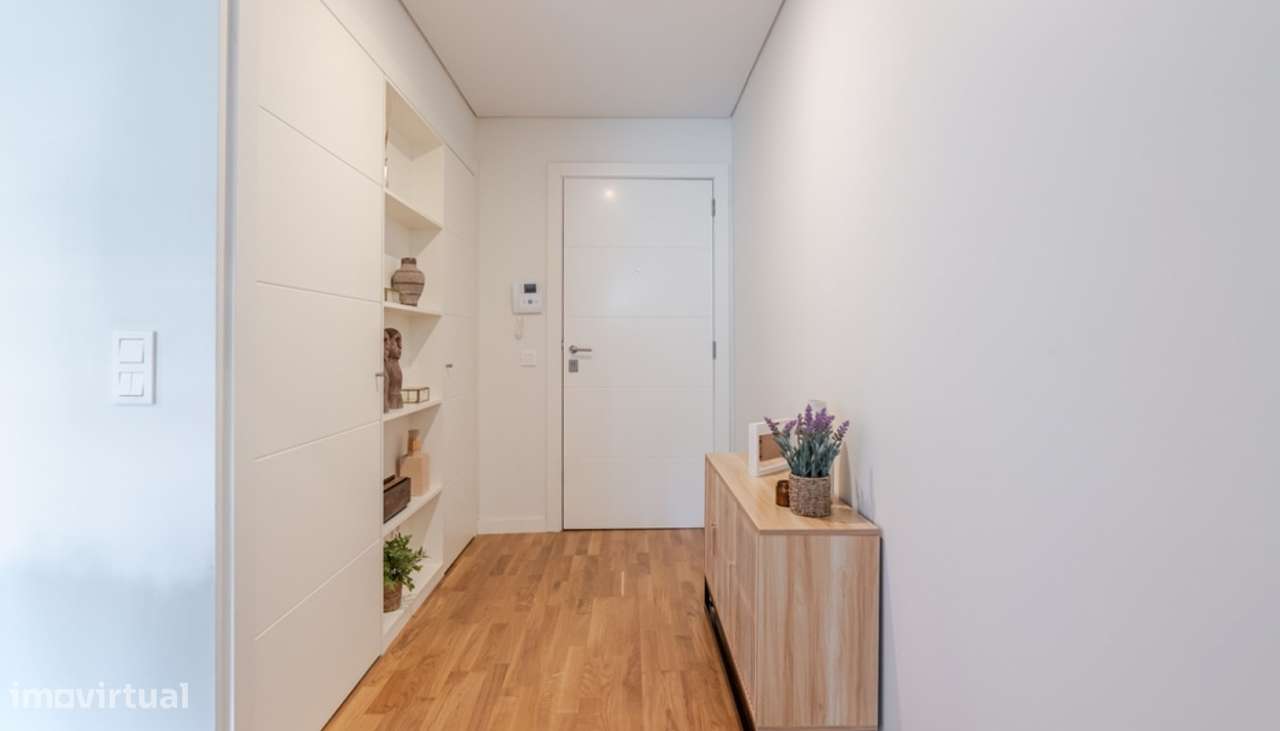 Apartamento T1 com varanda em Lordelo do Ouro no Porto-7