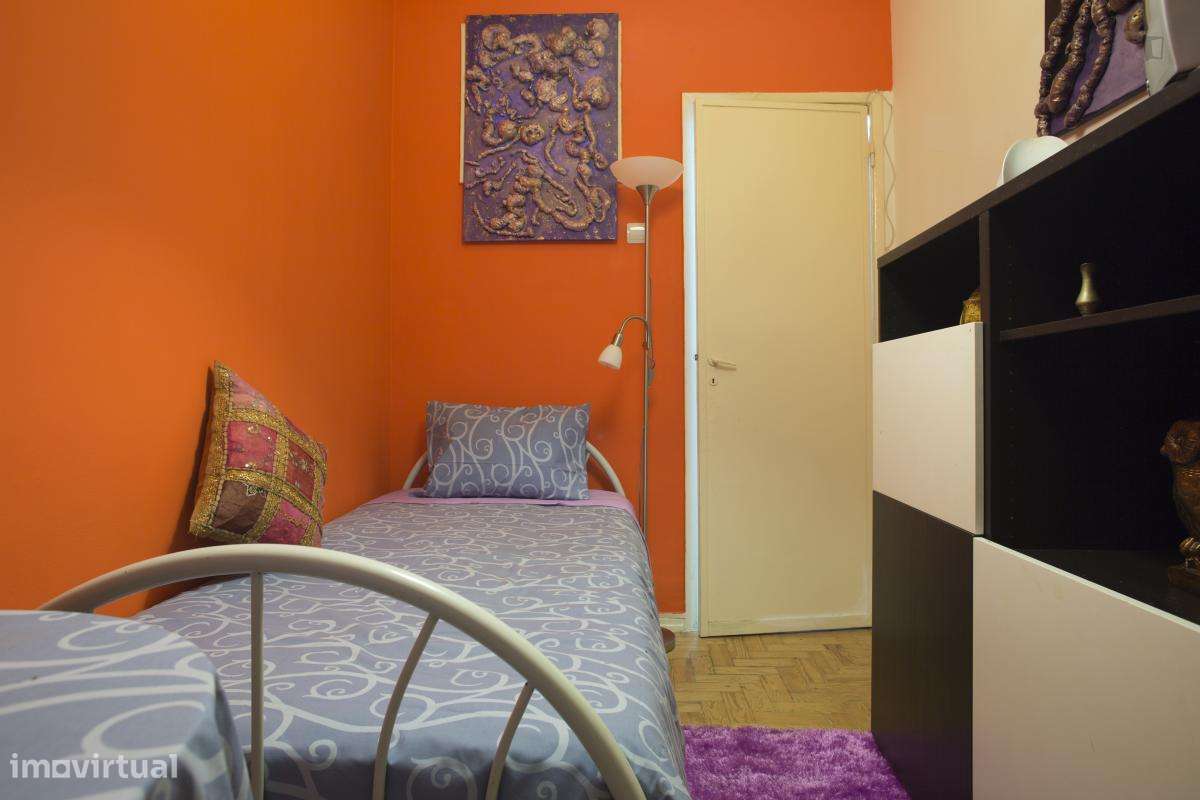 Quarto - localizado em São Bento Lisbon - Grande imagem: 3/9