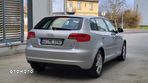 Audi A3 1.6 Sportback Attraction - 6