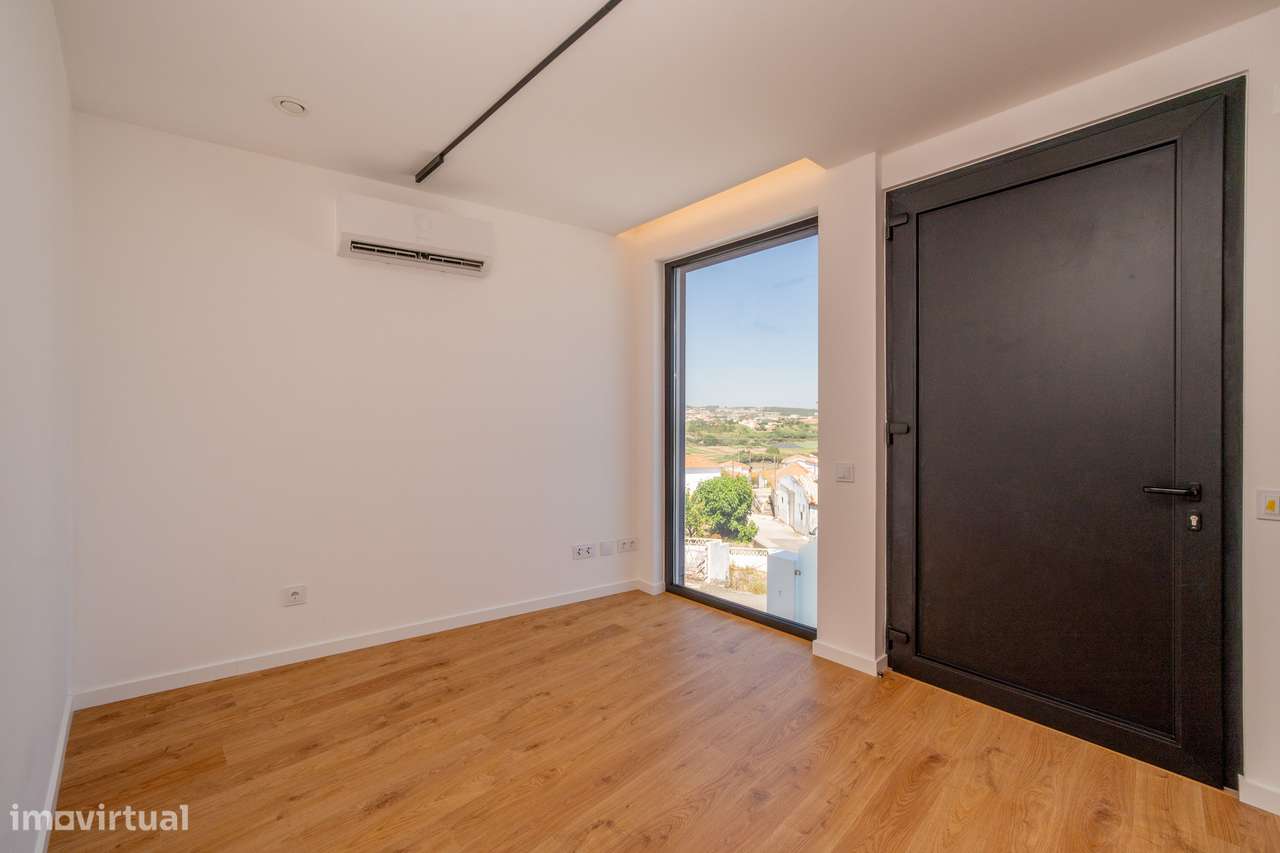 T3 Exclusivo | Design Contemporâneo | prox. à Praia da Areia Branca-46