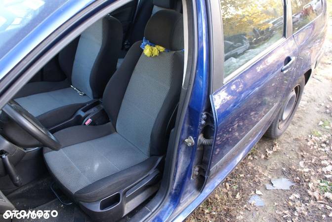 PEUGEOT 307 SW FOTEL PRAWY PASAŻERA EUROPA CZĘŚCI - 3