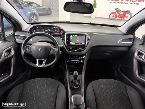 Peugeot 2008 82 VTI Active - 37