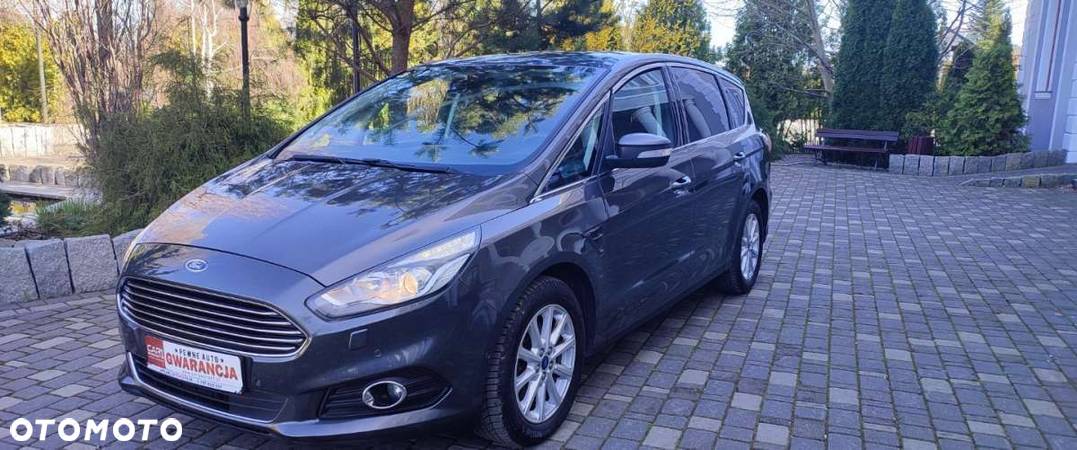 Ford S-Max - 11