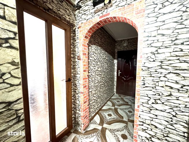 Apartament 3 camere confort 2 Micro 21 preț 55.000 euro  neg-1