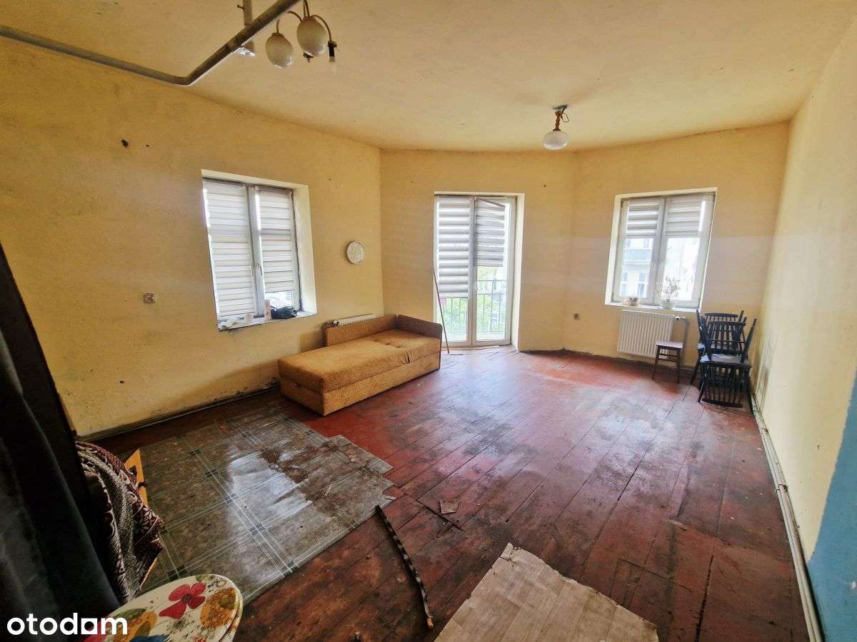 Kamienica z lokalami użytkowymi i mieszkalnymi-9