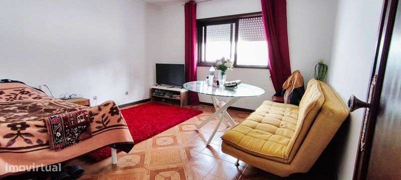 Moradia T1 com área exterior e estacionamento privado, Sandim - Grande imagem: 4/10