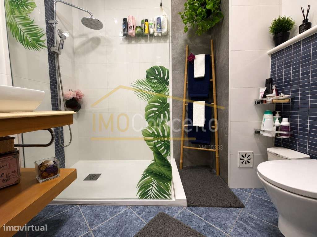 Apartamento T3/ sótão/garagem fechada em Torres Novas-19