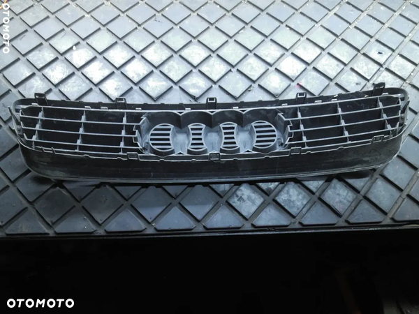 ATRAPA GRILL GRIL PRZÓD AUDI A3 8L LIFT FL 00-03 8L0853651A - 2