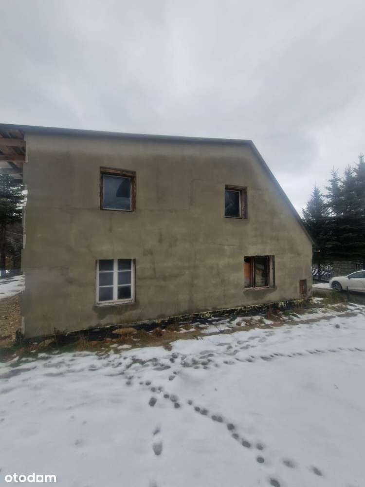 Dom z potencjałem tuż przy szlakach-8