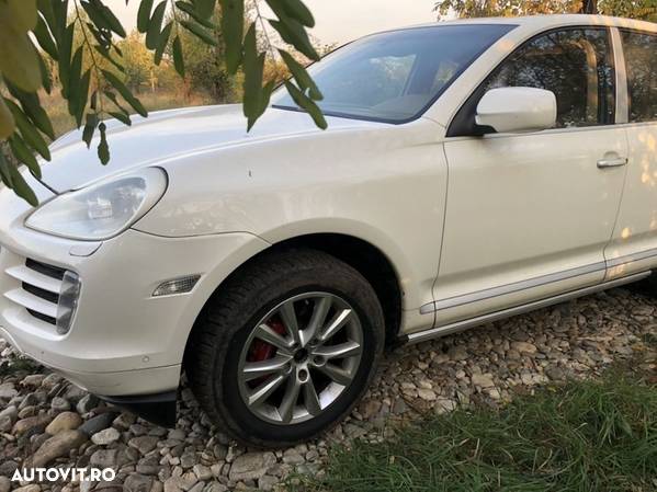 Porsche Cayenne S 2009 facelift perne aer far aripa bară 955 957 facelift - 6