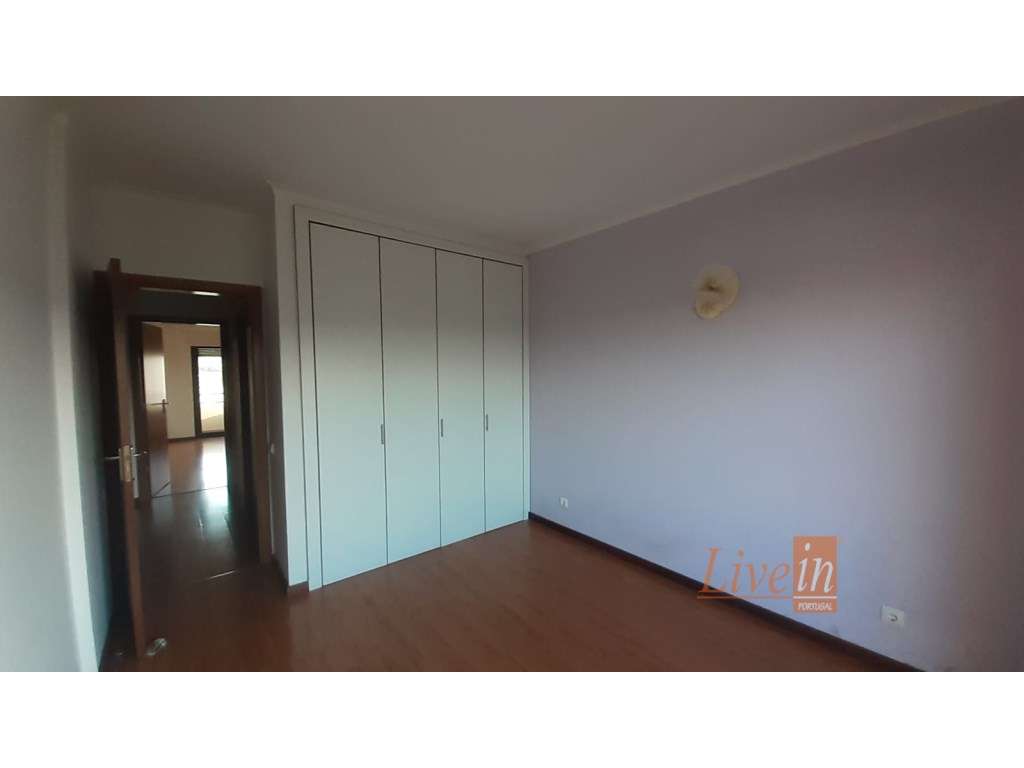 Apartamento T3 em Alenquer com Vista Deslumbrante sobre a Vila Pito... - Grande imagem: 5/8