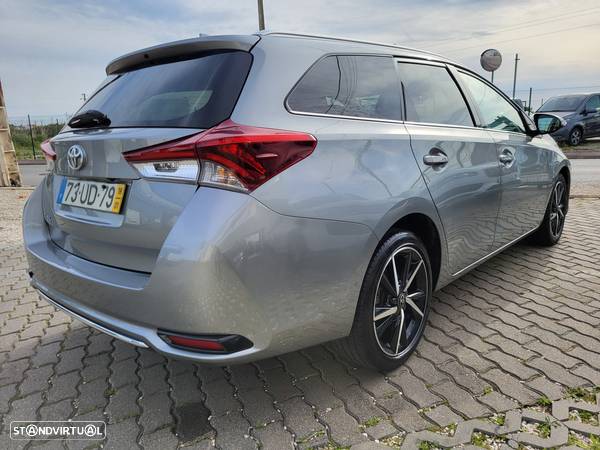 Toyota Auris Touring Sports 1.4 D-4D C.+P.Techo+P.Sport - 2