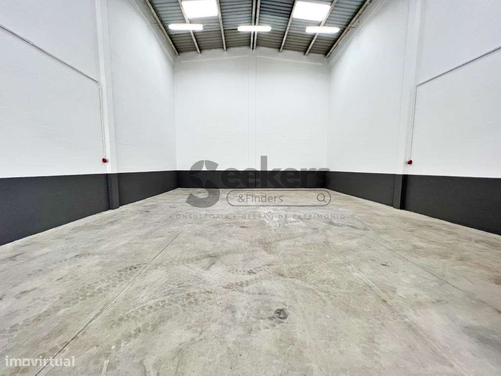 Armazém e escritório na Beloura, Sintra com 260 m2 - Grande imagem: 4/16