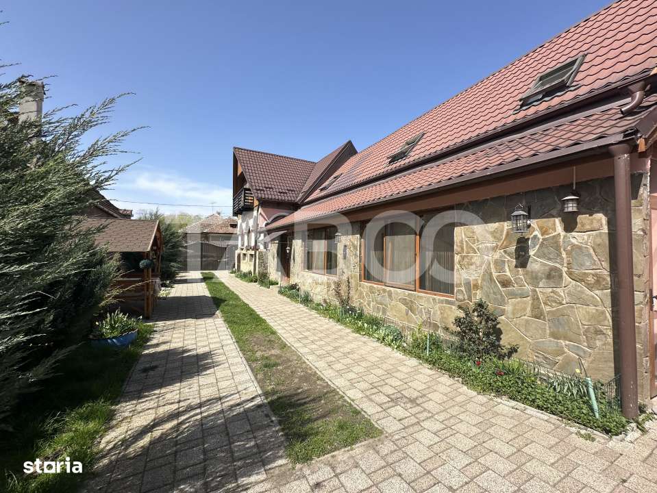 Casa de vanzare 5 camere zona barbeque  salon de evenimete ciubar - Imagine principală: 4/19