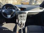 Opel Astra III GTC 2.0 T Sport - 15