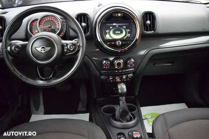 Mini Countryman - 12