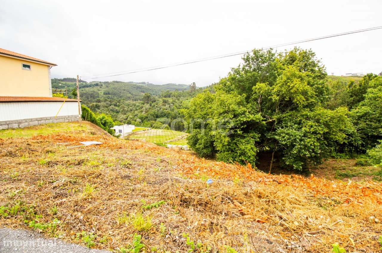 Terreno Urbanizável com 1586m2 em Tabuaças, Vieira do Minho - Grande imagem: 5/7