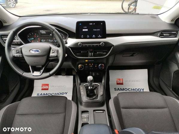 Ford Focus 1.0 EcoBoost Trend Edition - 14