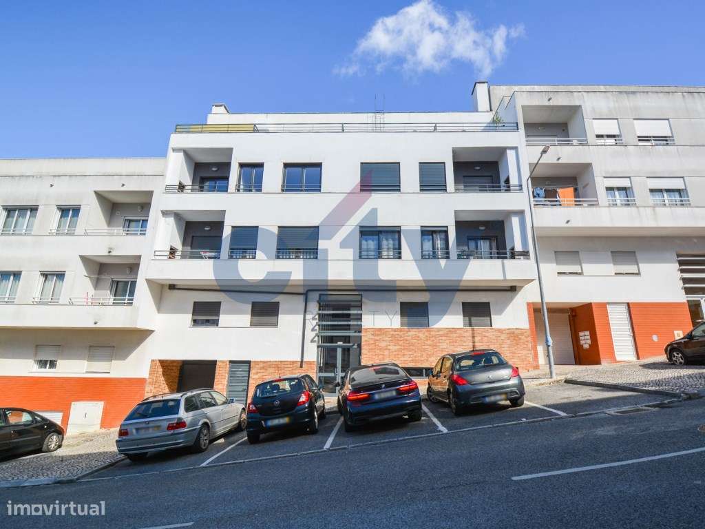 Excelente T2 de 2020 em Loures com Orientação Nascente/Poente e Var...-28