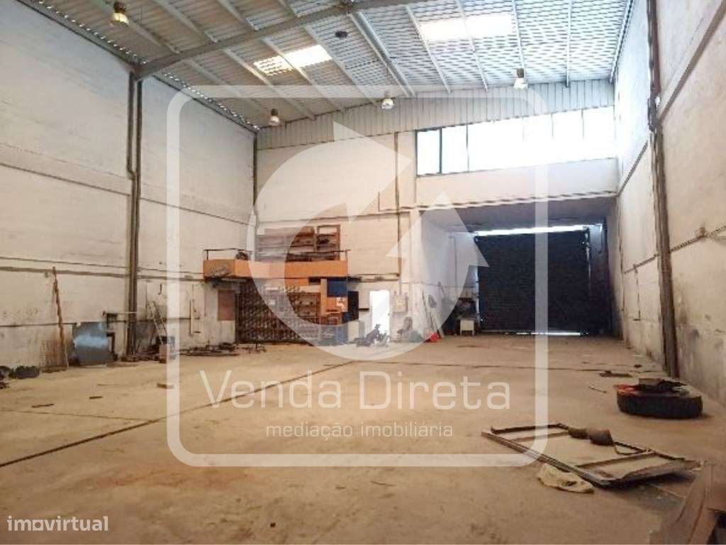 Armazém com 555 m² | 2 Pisos | Excelente Localização em Alverca do ...-11