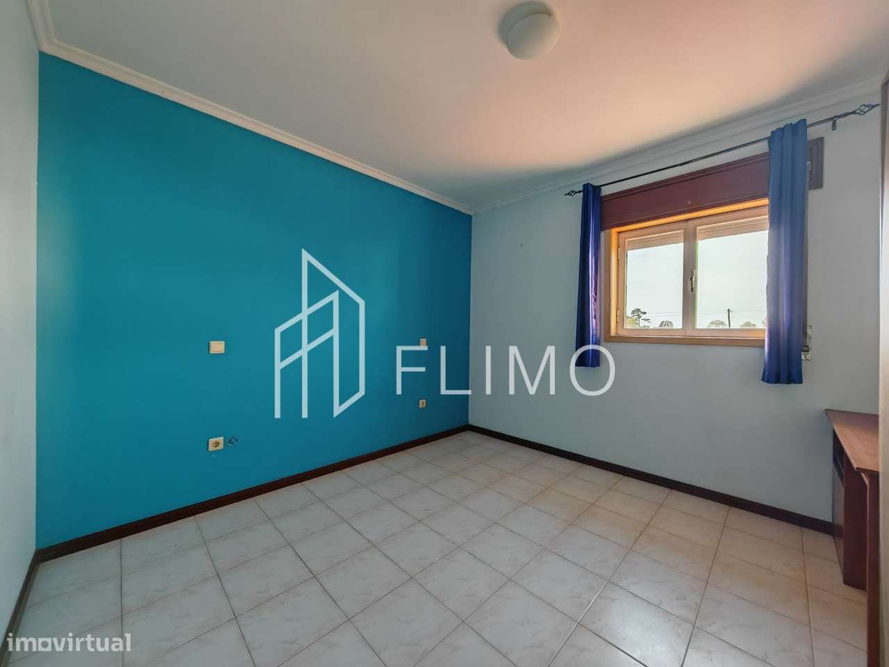 Moradia T4 com potencial Bifamiliar-9