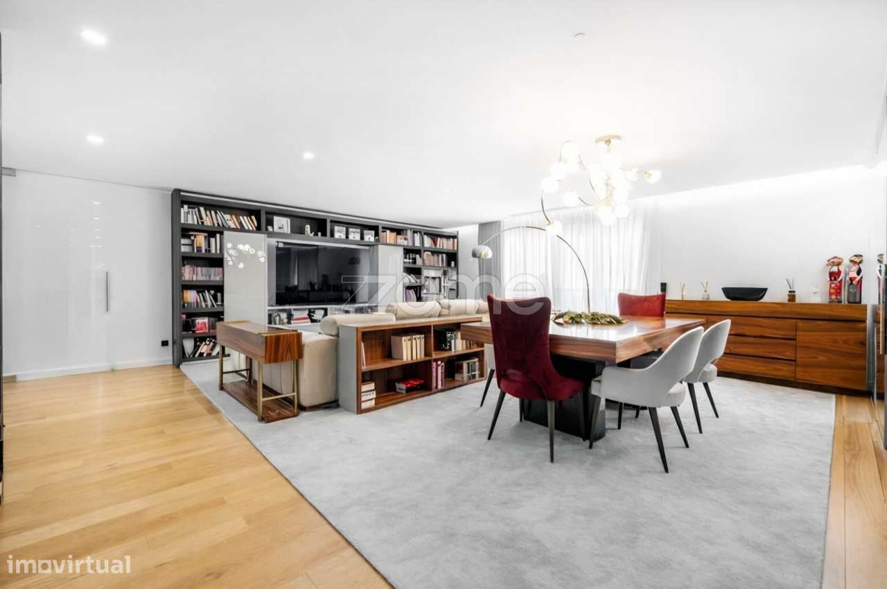 Apartamento duplex T4 em Campanhã no Porto - Grande imagem: 4/26