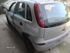 Para Peças Opel Corsa C (X01) - 2