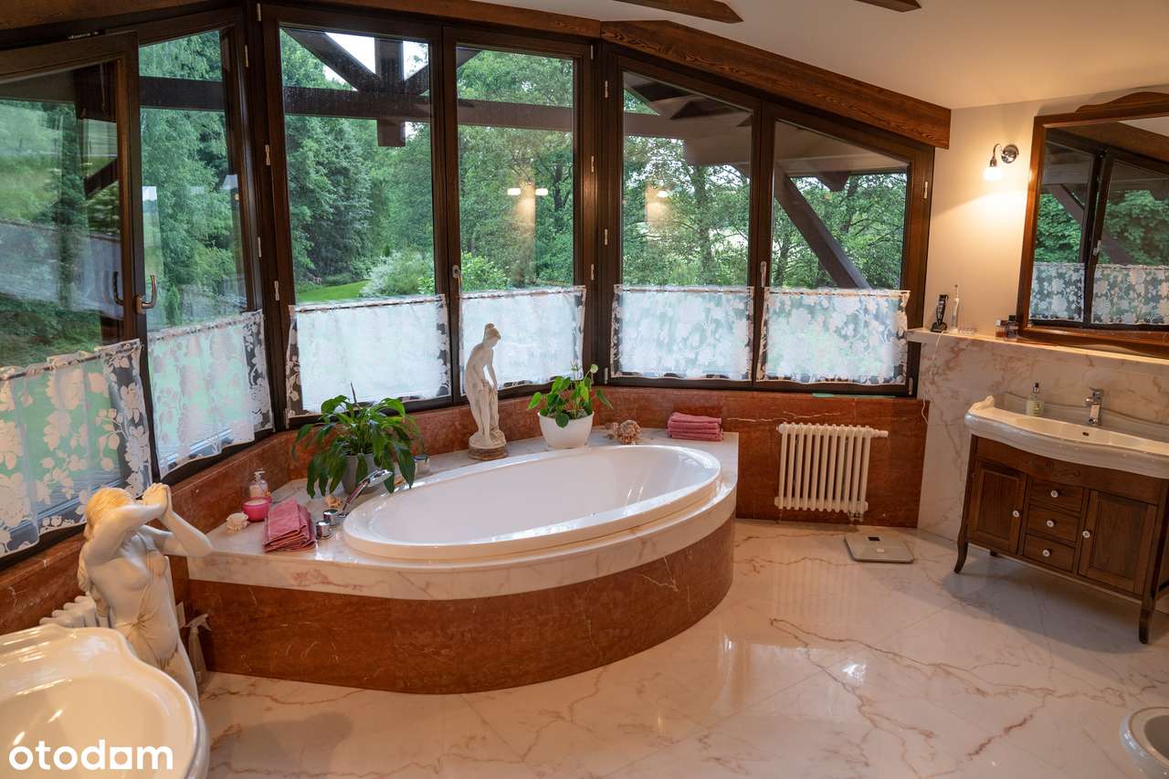 PIĘKNA, UNIKATOWA NA RYNKU POZNAŃSKIM NIERUCHOMOŚĆ-16