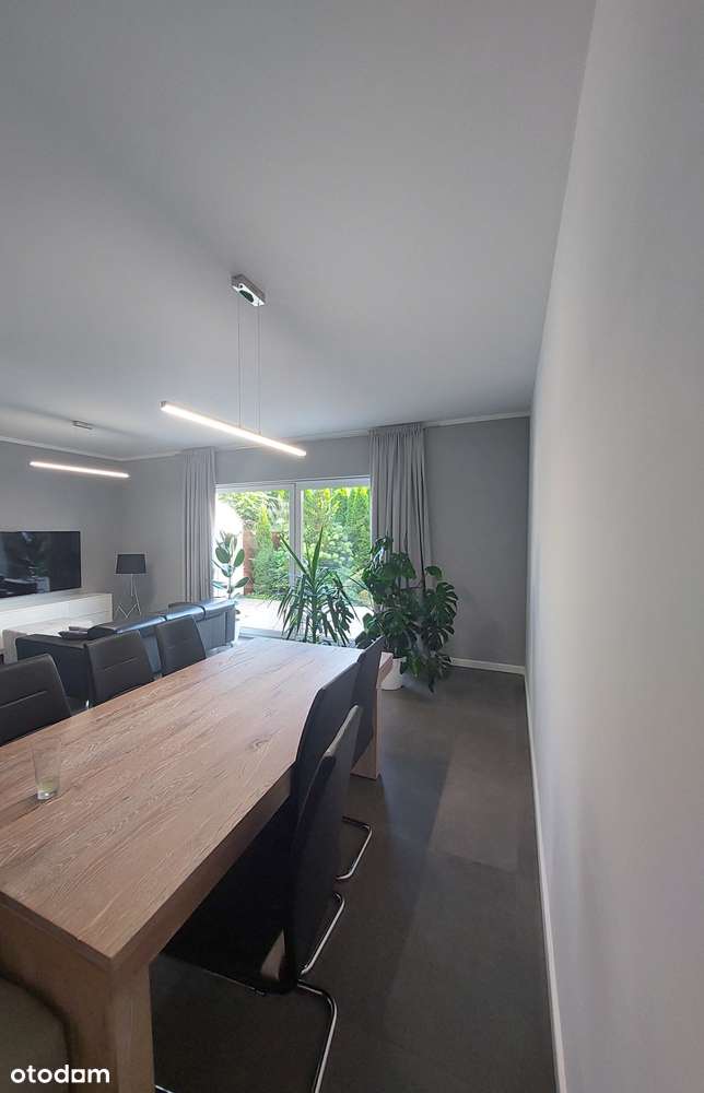 Plewiska komfortowy dom w ciekawej aranżacji z pełnym wyposażeniem-3