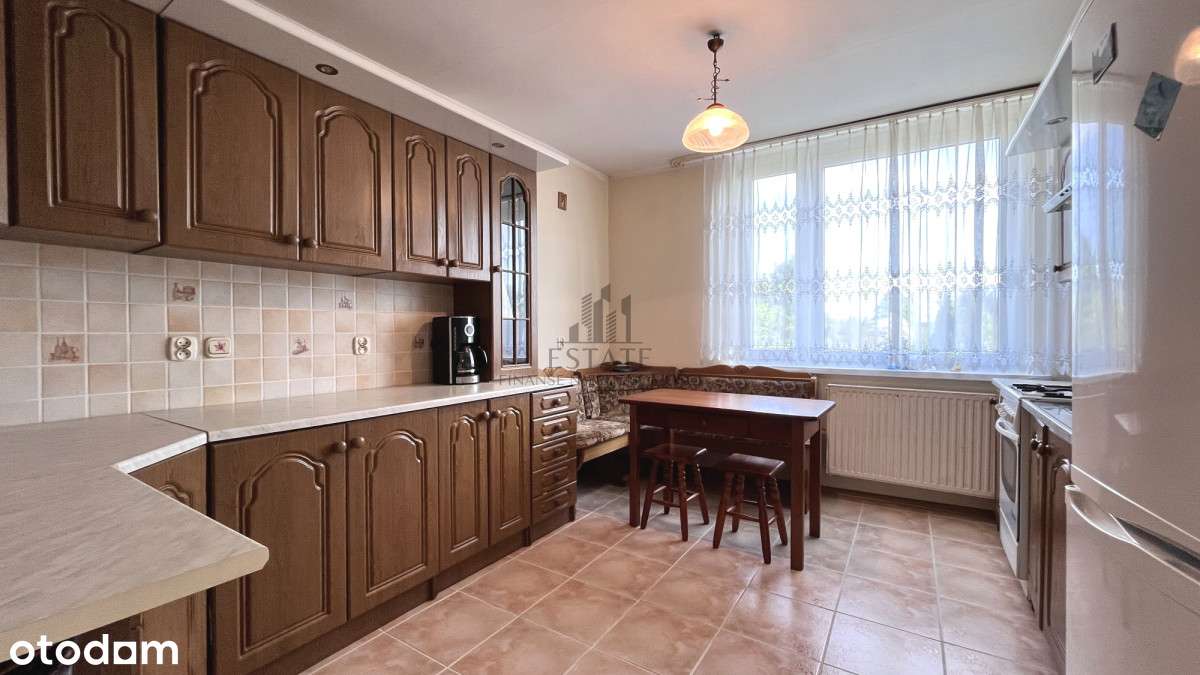 Dom, 5 pokoi, 2 łazienki, balkon, ogród, garaż-3