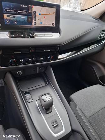 Nissan Qashqai 1.3 DIG-T mHEV N-Connecta Xtronic - 11