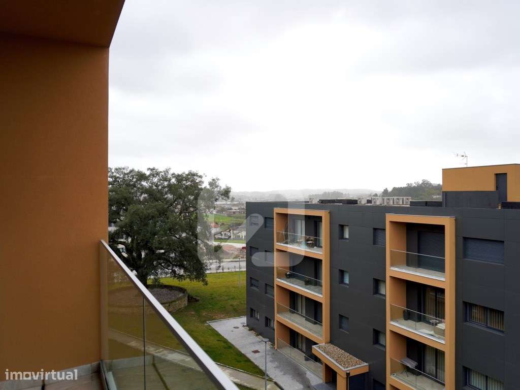 Apartamento T2+1 como novo em Nine - Vila Nova de Famalicão-3