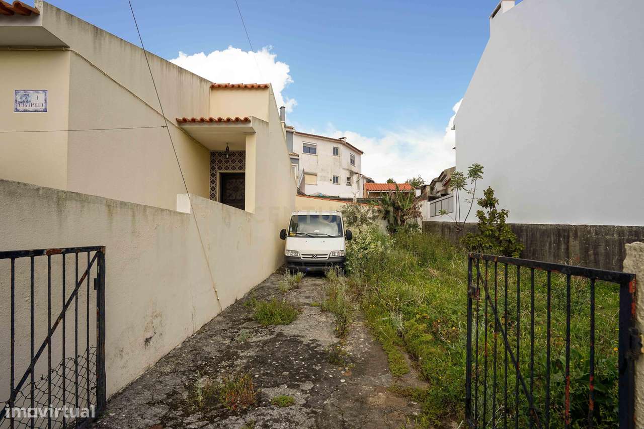 Terreno Urbano no Estoril: Oportunidade Única - Grande imagem: 4/12